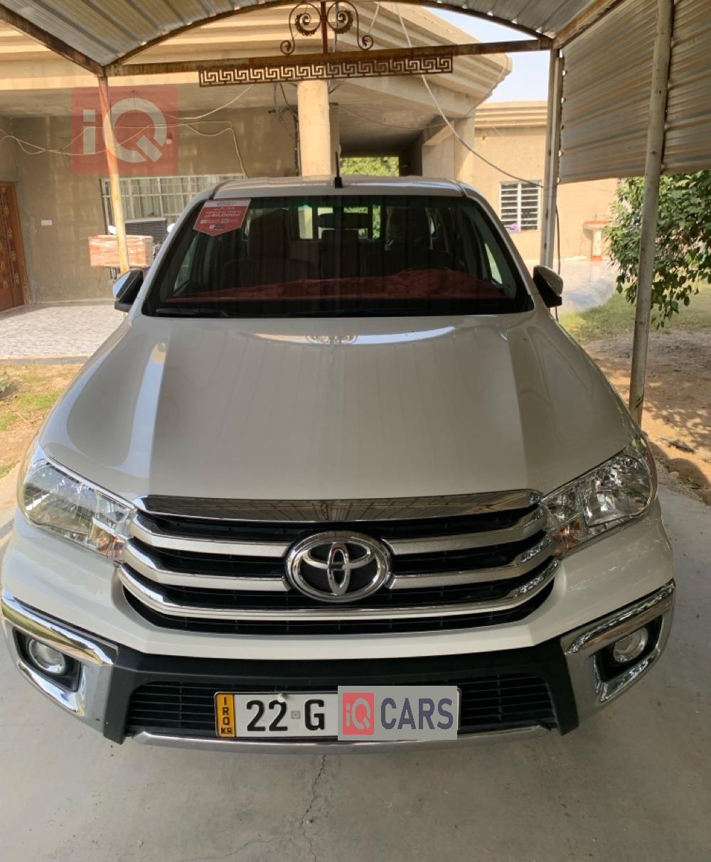 تويوتا هايلوكس